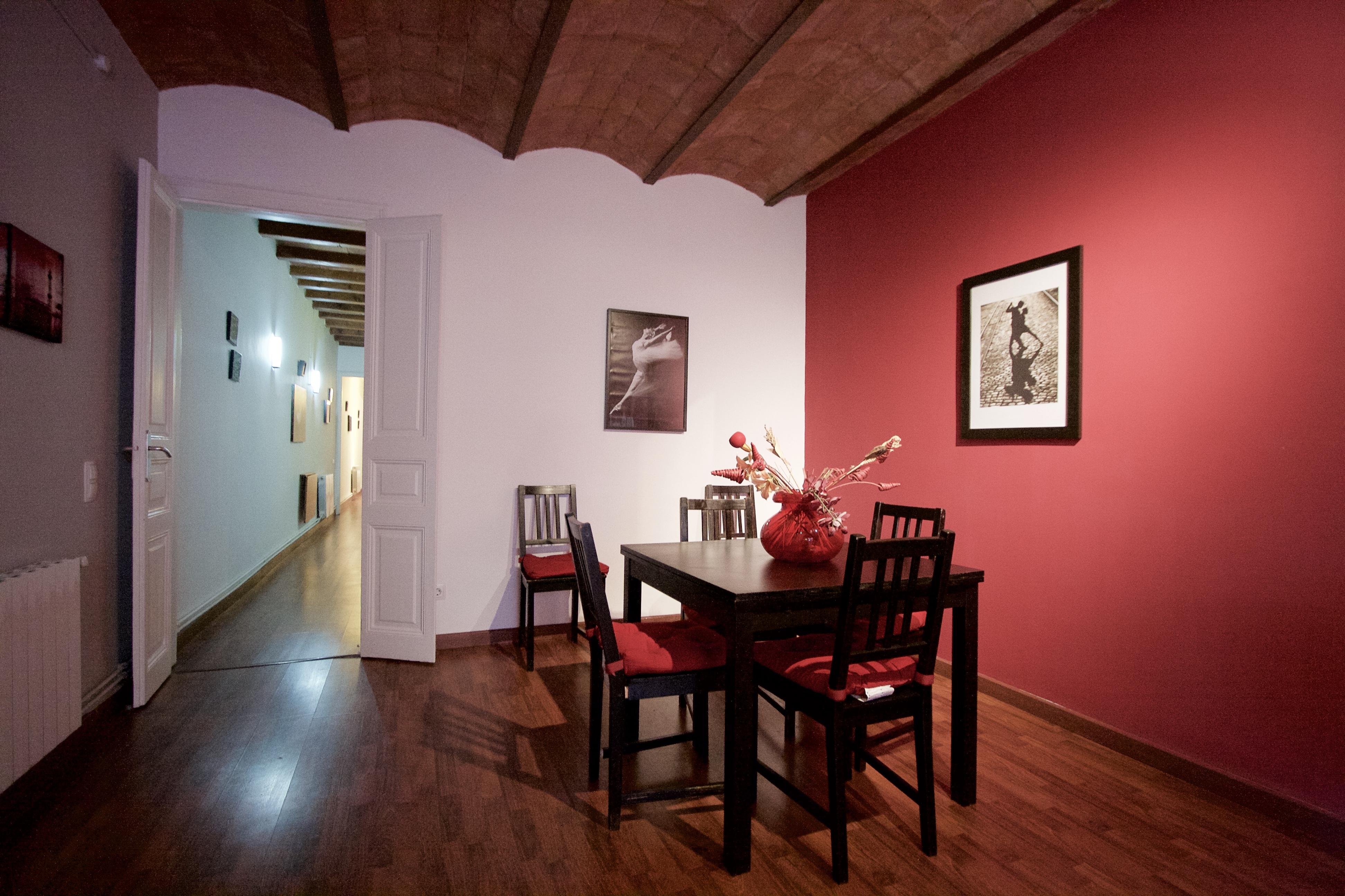 La Pedrera Residence Barcelona Bagian luar foto